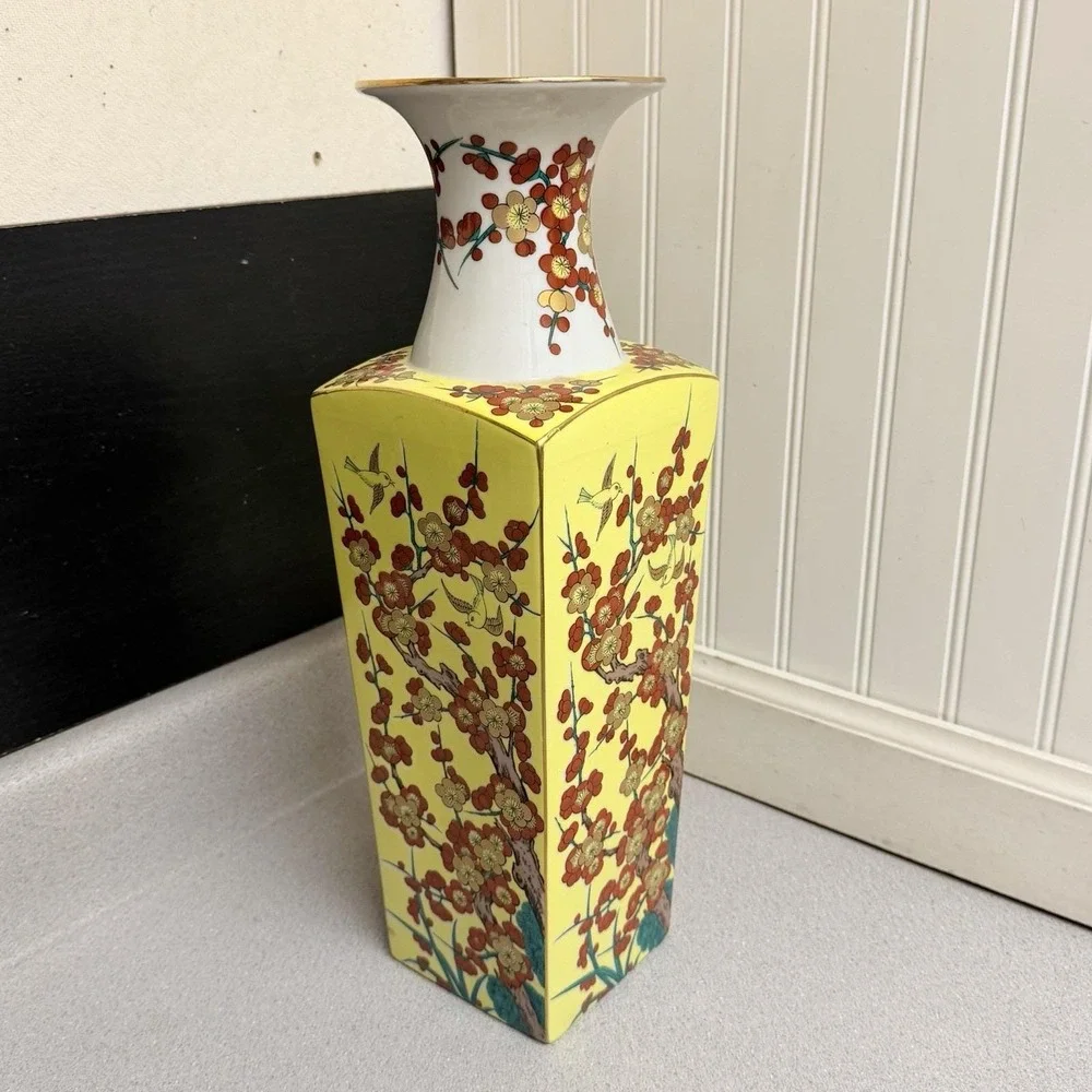 Chinese Square Flower Vase Fine Porcelain Hand Glazed Gold Imperial Yellow 16